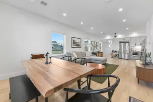 17 Akron St, Boston, MA 02119 - Photo 9
