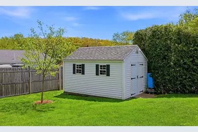 24 Dell Ave, Worcester, MA 01604 - Photo 31