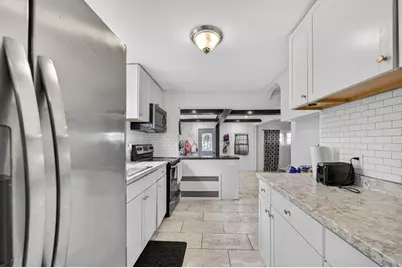 177 Cowesett Ave, West Warwick, RI 02893 - Photo 7