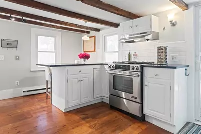 54 Ashland St, Newburyport, MA 01950 - Photo 3