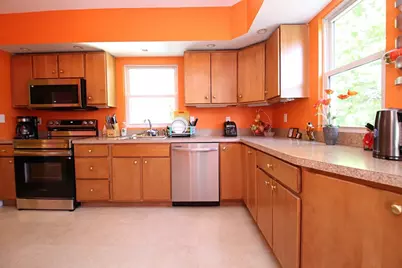 10 Pillings Road, Saugus, MA 01906 - Photo 5