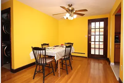 10 Pillings Road, Saugus, MA 01906 - Photo 9