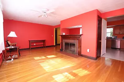 10 Pillings Road, Saugus, MA 01906 - Photo 7