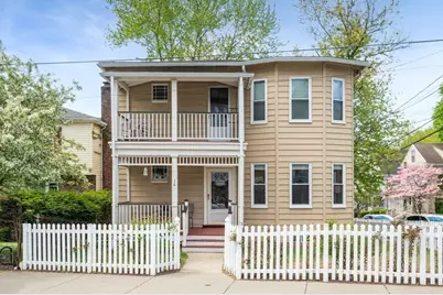 16 Charles St #A, Watertown, MA 02472 - Photo 3