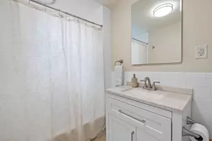 16 Charles St, Watertown, MA 02472 - Photo 27