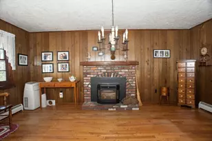 167 Theresa Cir, Northbridge, MA 01588 - Photo 11