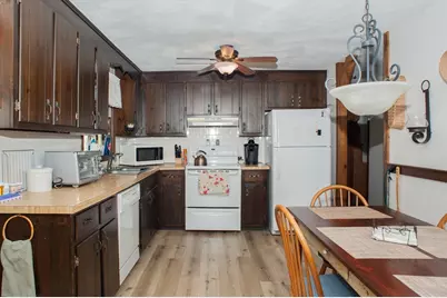 167 Theresa Cir, Northbridge, MA 01588 - Photo 5
