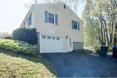 167 Theresa Cir, Northbridge, MA 01588 - Photo 3