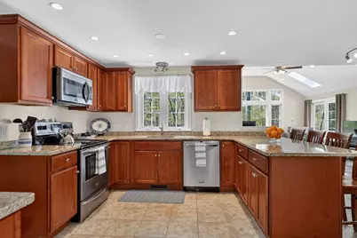 10 Cooper Dr, Franklin, MA 02038 - Photo 13