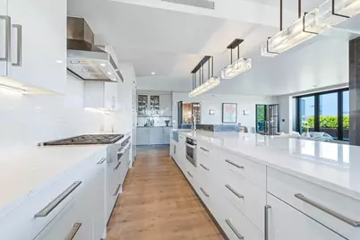 481 Harrison Ave #PHB, Boston, MA 02118 - Photo 9