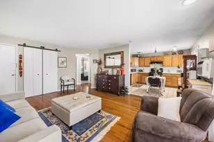 68 Edgelawn Ave, North Andover, MA 01845 - Photo 3