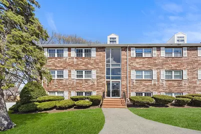 68 Edgelawn Ave #9, North Andover, MA 01845 - Photo 1