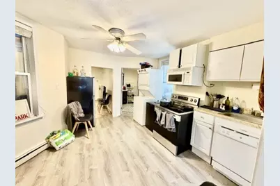 14 Cleveland Pl #2, Boston, MA 02113 - Photo 7