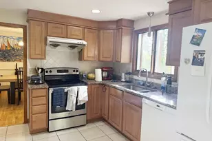 14 Kings Ct, Arlington, MA 02474 - Photo 11