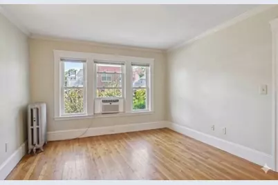 17 Colby St #17, Medford, MA 02155 - Photo 3