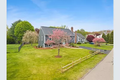 179 Dean St, Mansfield, MA 02048 - Photo 3