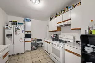 18 Claymoss Rd, Boston, MA 02135 - Photo 5