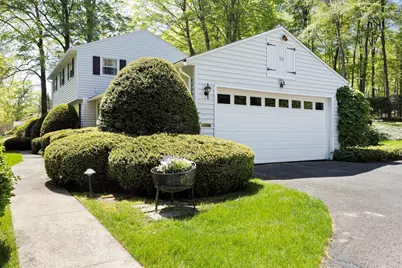 55 Longfellow Road, Holyoke, MA 01040 - Photo 5