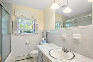 55 Longfellow Rd, Holyoke, MA 01040 - Photo 35