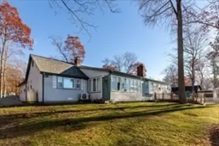 12 Edgewater Dr, Lakeville, MA 02347 - Photo 5