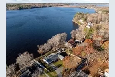 12 Edgewater Dr, Lakeville, MA 02347 - Photo 9