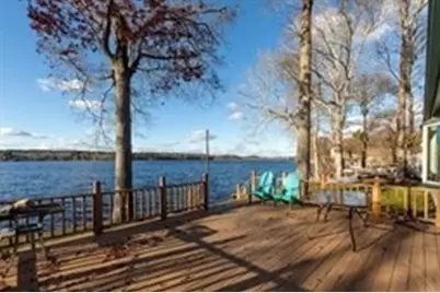 12 Edgewater Dr, Lakeville, MA 02347 - Photo 7