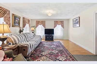 144 Burnside, Seekonk, MA 02771 - Photo 13