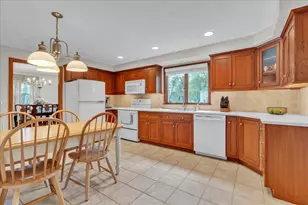 21 Edgewood Rd, Seekonk, MA 02771 - Photo 17
