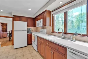 21 Edgewood Rd, Seekonk, MA 02771 - Photo 19