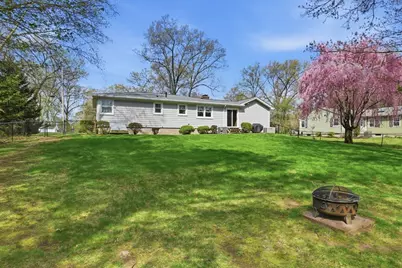 7 Joseph Ave, Westfield, MA 01085 - Photo 25