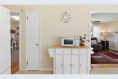 7 Joseph Ave, Westfield, MA 01085 - Photo 13