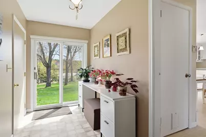7 Joseph Ave, Westfield, MA 01085 - Photo 3