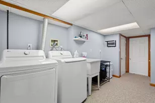 894 E 2nd St, Boston, MA 02127 - Photo 23