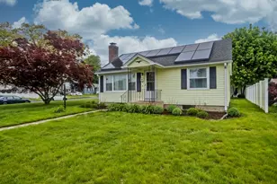 4 Jean Dr, Springfield, MA 01104 - Photo 3