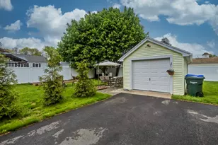 4 Jean Dr, Springfield, MA 01104 - Photo 5