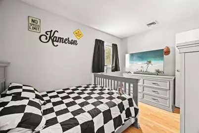 128 Windsor St, Fall River, MA 02723 - Photo 19