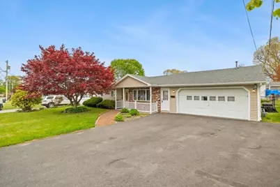 128 Windsor St, Fall River, MA 02723 - Photo 3