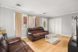 128 Windsor St, Fall River, MA 02723 - Photo 5