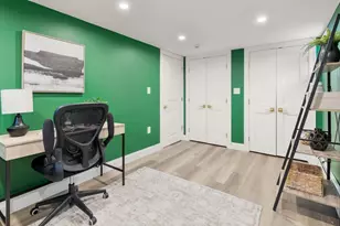 128 Dale St, Boston, MA 02131 - Photo 25