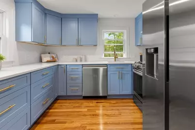 128 Dale St, Boston, MA 02131 - Photo 3