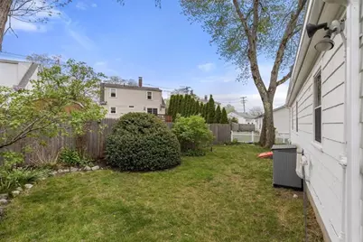 128 Dale St, Boston, MA 02131 - Photo 31