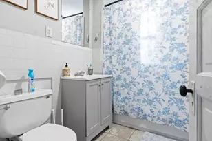 225 L St, Boston, MA 02127 - Photo 9