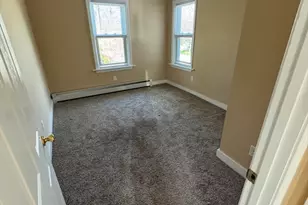 62 Benefit St, Attleboro, MA 02703 - Photo 9