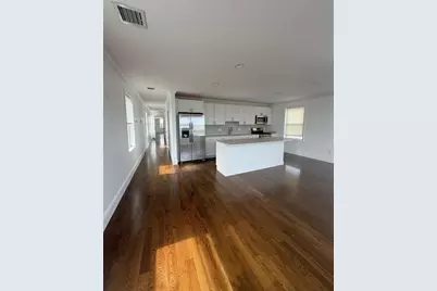 375 Crescent #3a, Chelsea, MA 02150 - Photo 3