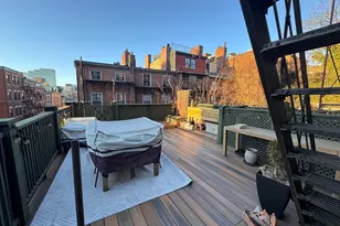 65 Pinckney St, Boston, MA 02114 - Photo 3