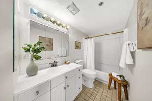 1731 Beacon St, Brookline, MA 02445 - Photo 27