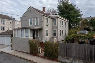 89 Oak St, Fall River, MA 02720 - Photo 1