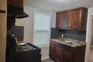 89 Oak St, Fall River, MA 02720 - Photo 7