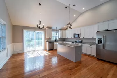 31 Scenic Dr, Worcester, MA 01602 - Photo 5