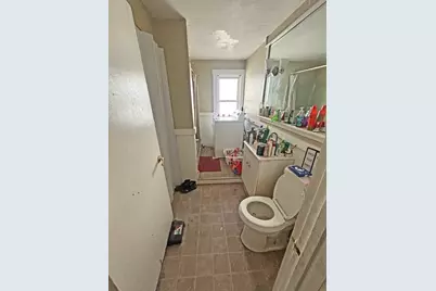 3 Chelsea St, Worcester, MA 01610 - Photo 9